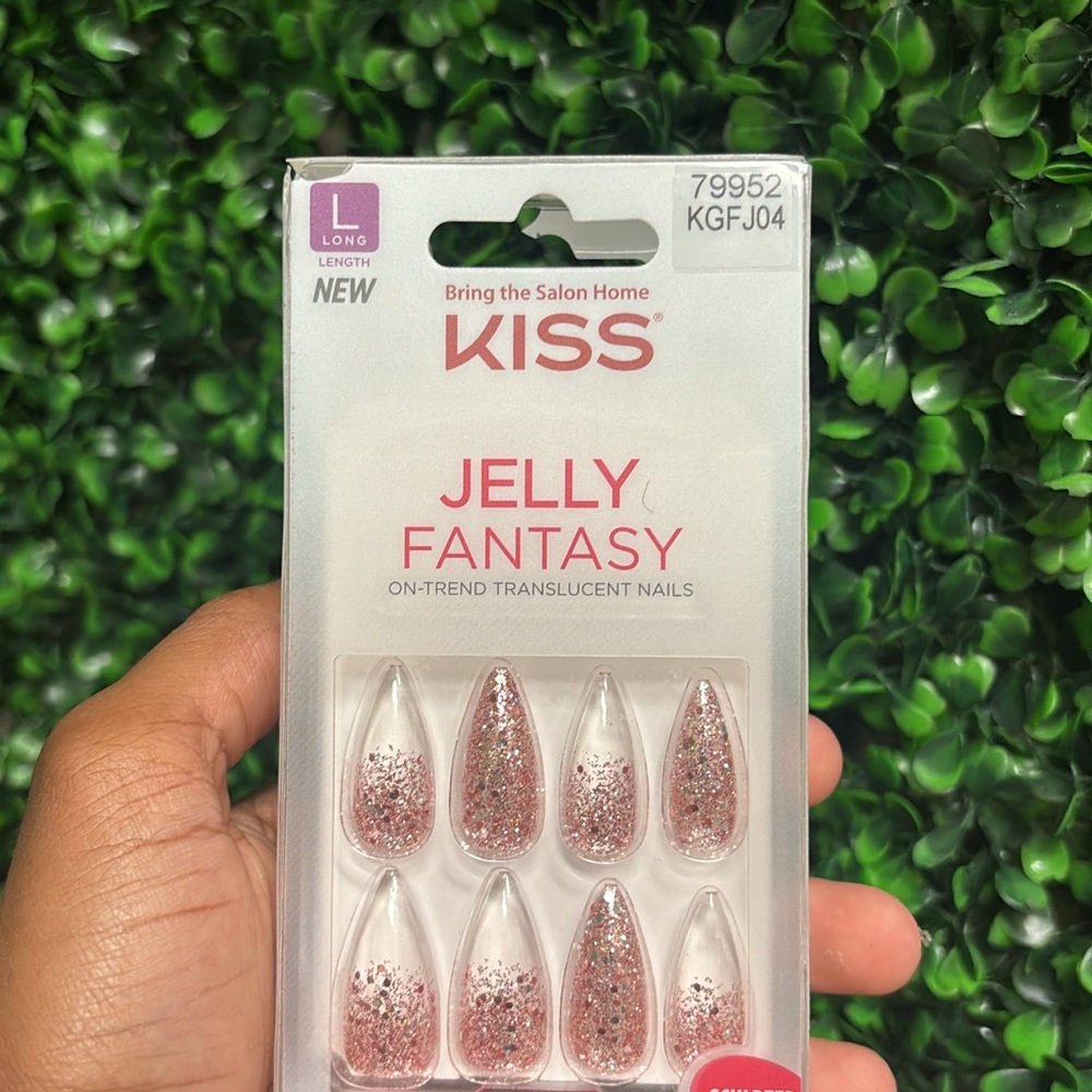 Kiss Pink Stiletto Artificial Nails
